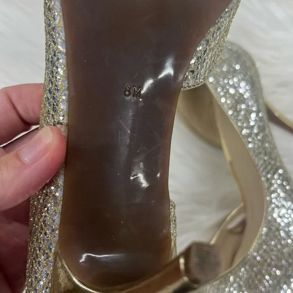 Marc Fisher Gold high heeled shoes size 8 woman’s - Picture 8 of 10